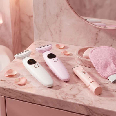 SmoothShave™ Razor 2.0 PLUS Bikini & Body Trimmer and Exfoliating Glove